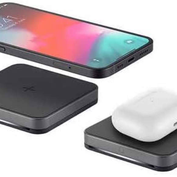 Wireless Charging Stand - Picture 3 of 5